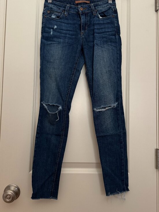 Joe's Jeans Denim - Joe's Jeans Flawless Icon Skinny Ankle Distressed Denim 24